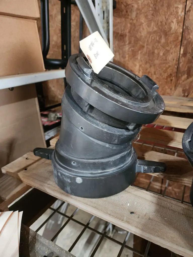 USED INTAKE ELBOW 6" X 5" STORZ