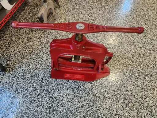 [USEDCLAMP5] USED, HOSE CLAMP HASBRA 5"